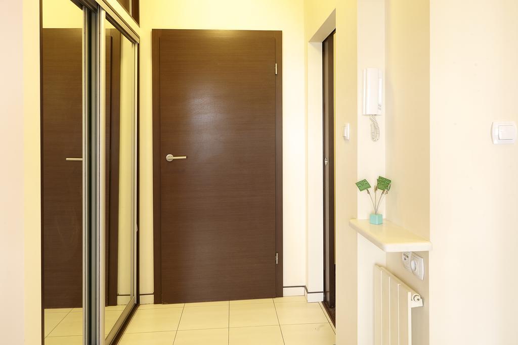 Lovely Funky Flat Near Royal Park Warsawa Bagian luar foto