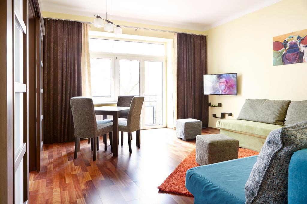 Lovely Funky Flat Near Royal Park Warsawa Bagian luar foto