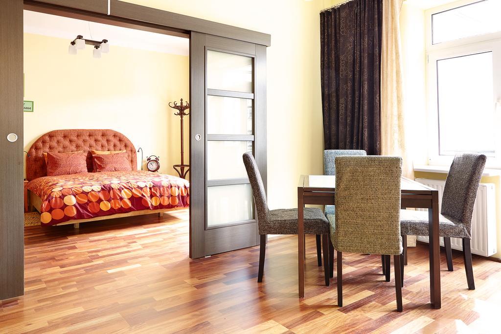Lovely Funky Flat Near Royal Park Warsawa Bagian luar foto